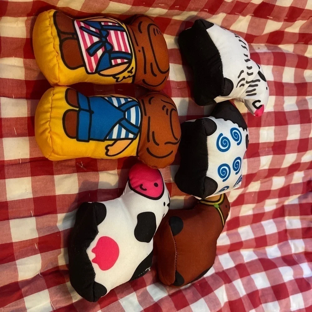 Melissa & Doug K's Kids Take-Along Farm - Replacement People & 4 Farm Animals